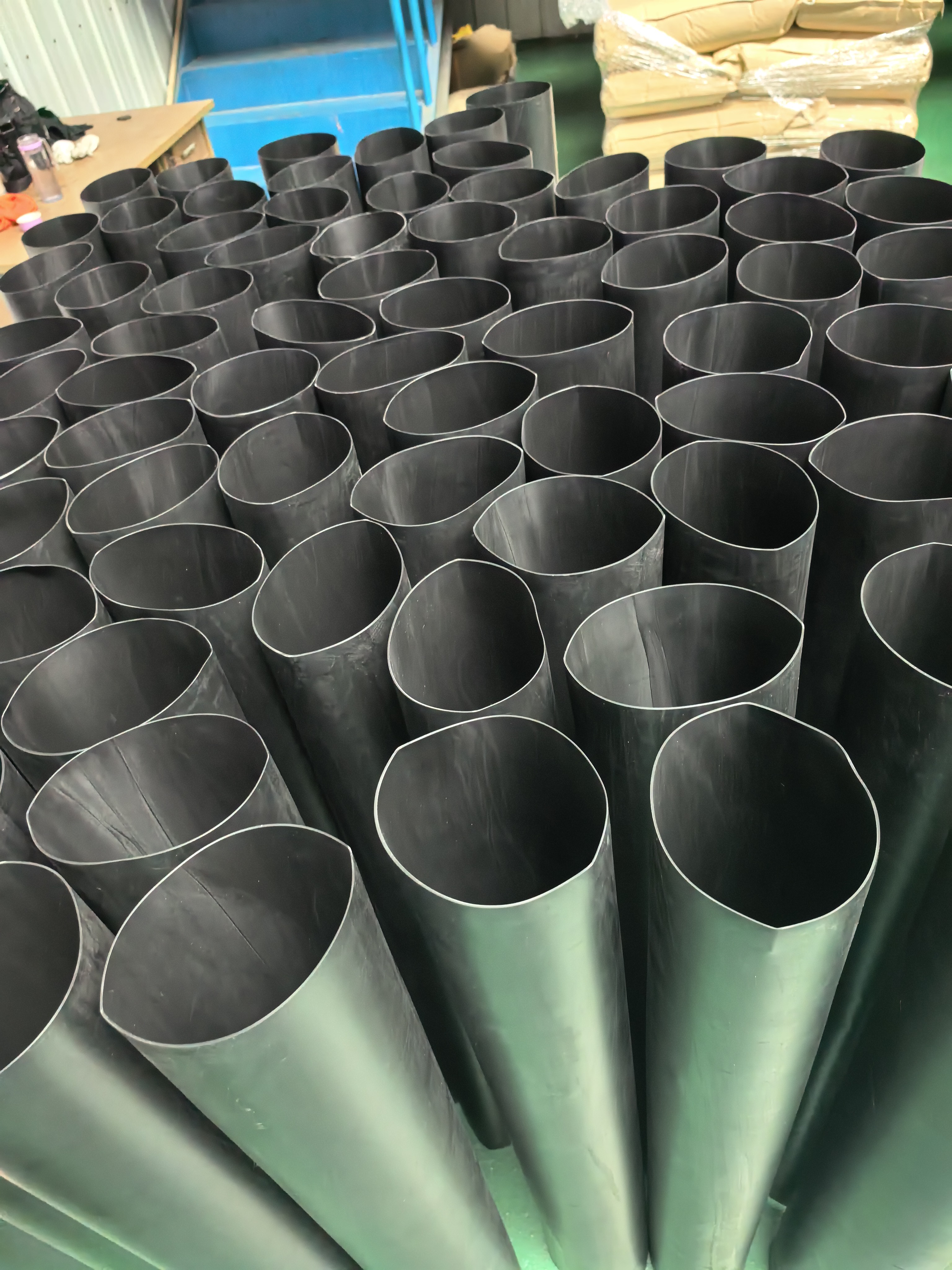 Gaine thermorétractable,Gaine thermorétractable 1kv,Tube à paroi moyenne enduit de colle,أنابيب الانكماش الحراري ذات الجدار المزدوج