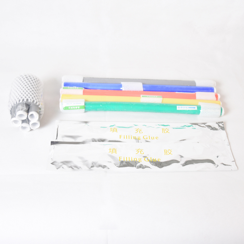 Accessoires pour câbles rétractables à froid